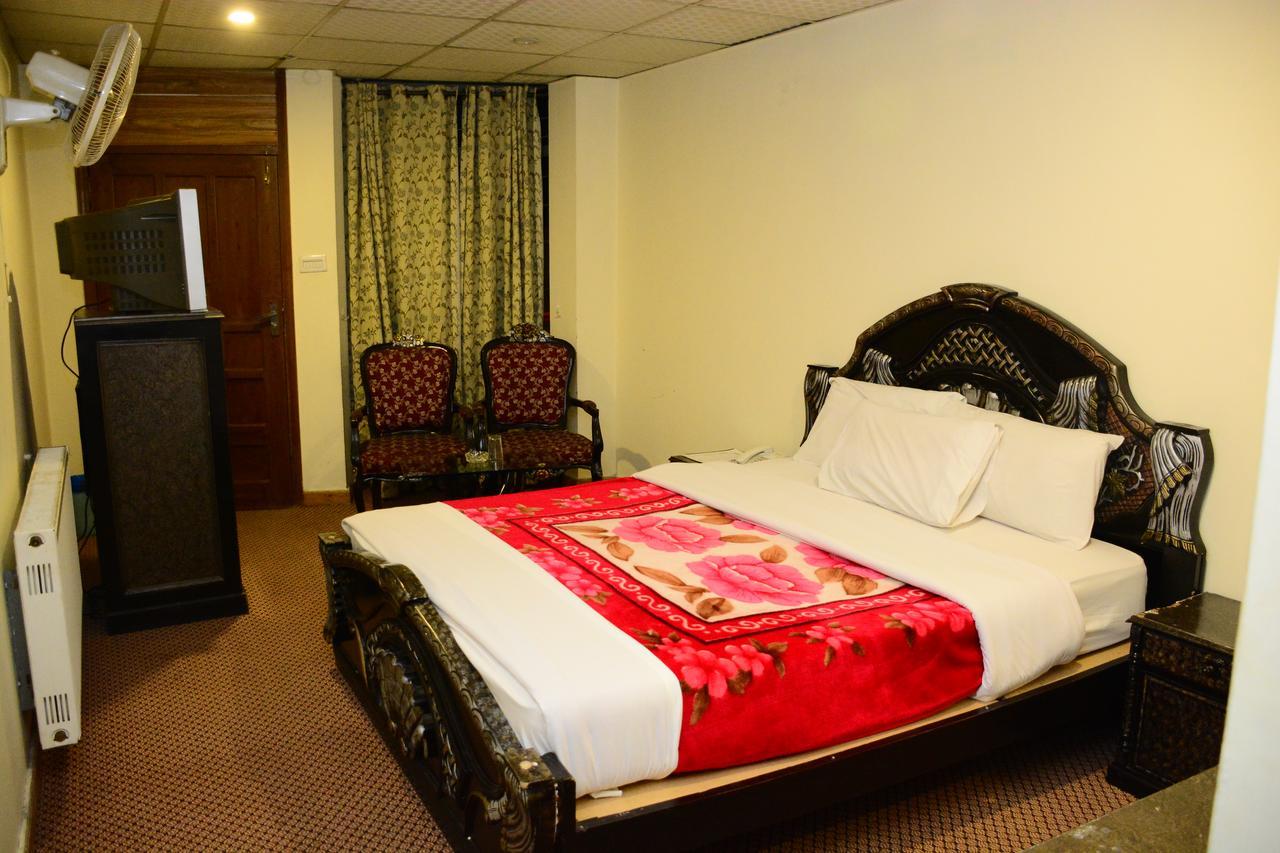 Hotel Move-N-Pick Murree Exterior photo